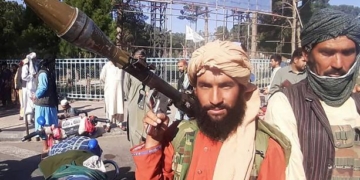 Départ des étrangers de l’Afghanistan : le Togo et plusieurs pays lancent un appel aux talibans
