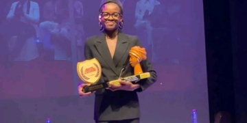 Mlle Abidé Aguim, gagnante de la 7ème édition du championnat national des Joutes verbales francophones