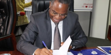 L&rsquo;ouvrage « droit et pratique des élections au Togo sous la IVe République » dédicacé