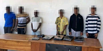 La police démantèle deux réseaux criminels
