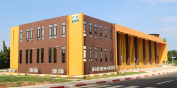 L&rsquo;Université de Lomé dispose désormais d&rsquo;un Centre International de Langues et d&rsquo;un bloc pédagogique et administratif de 1200 places