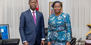 Victoire Tomégah- Dogbé a échangé avec le président de Coris Holding