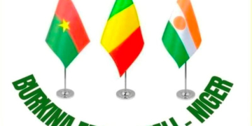 Retrait des pays de l&rsquo;AES de la CEDEAO : Binafame Kohane parle « de stratagèmes des militaires pour s&rsquo;éterniser au pouvoir »