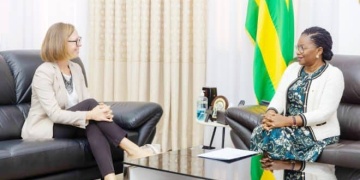 L&rsquo;ambassadrice de la Belgique au Togo a échangé avec Victoire Tomégah-Dogbé