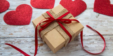 Saint valentin : un partenaire qui ne fait pas de cadeau, est-ce normal ?