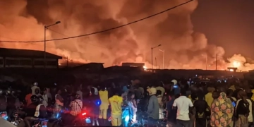 Incendie au quartier Aguiarkomé : Calixte Batossie MADJOULBA annonce l&rsquo;interpellation de 2 personnes