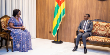 Le Président de l’Assemblée nationale reçoit la nouvelle représentante résidente de l’UNFPA au Togo
