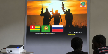 L’Association Alternative Russo Togolaise sensibilise contre le terrorisme et appelle à la solidarité entre les peuples