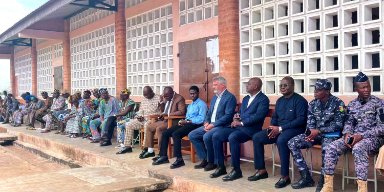 Partenariat France-Togo : le CEG Avéta réhabilité grâce au PAREC II